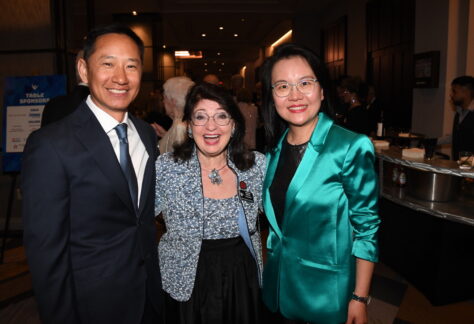 ADFECF10-1DEF-443E-B2B5-860C229DB19E_1_105_c